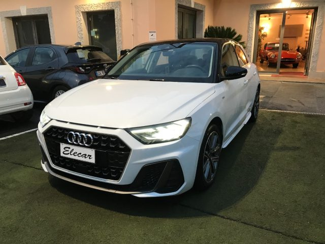 AUDI A1 Bianco pastello