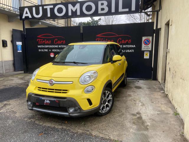 FIAT 500L Giallo pastello