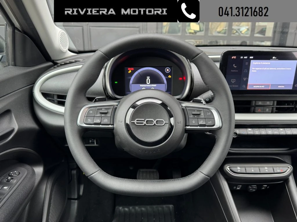 FIAT 600 Hybrid DCT MHEV *PROMO Rosso Passione* - 6