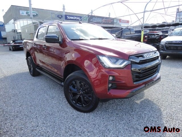 ISUZU D-Max Bordeaux metallizzato