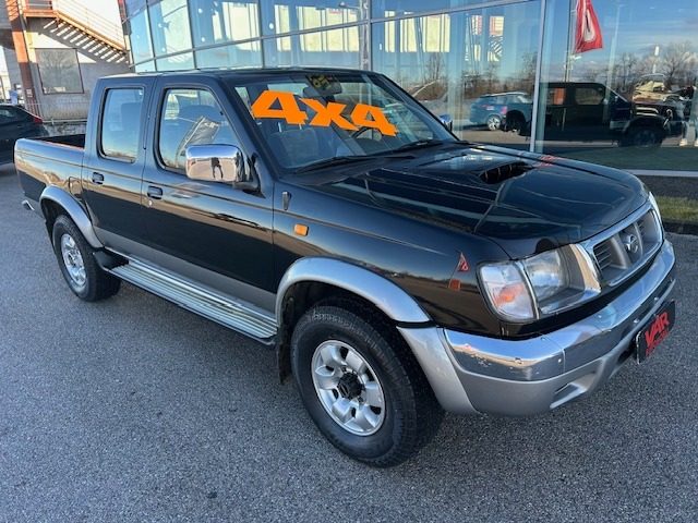 NISSAN Navara Nero metallizzato