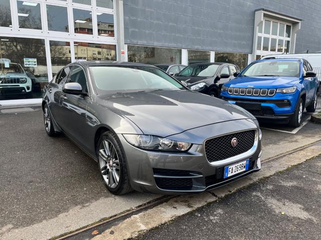 JAGUAR XE Grigio scuro metallizzato