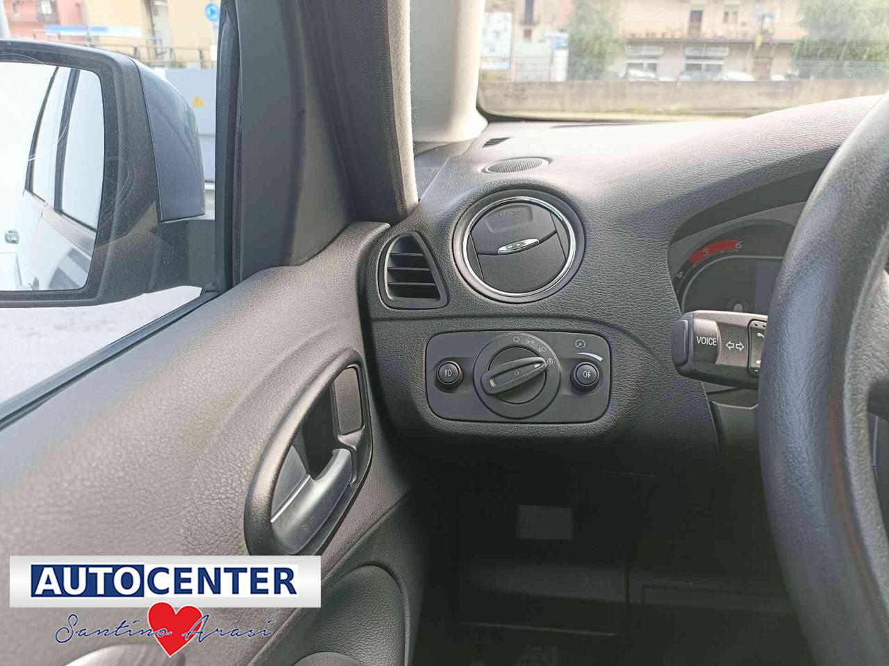 FORD S-Max 2.0 TDCi 140CV Titanium DPF - 18