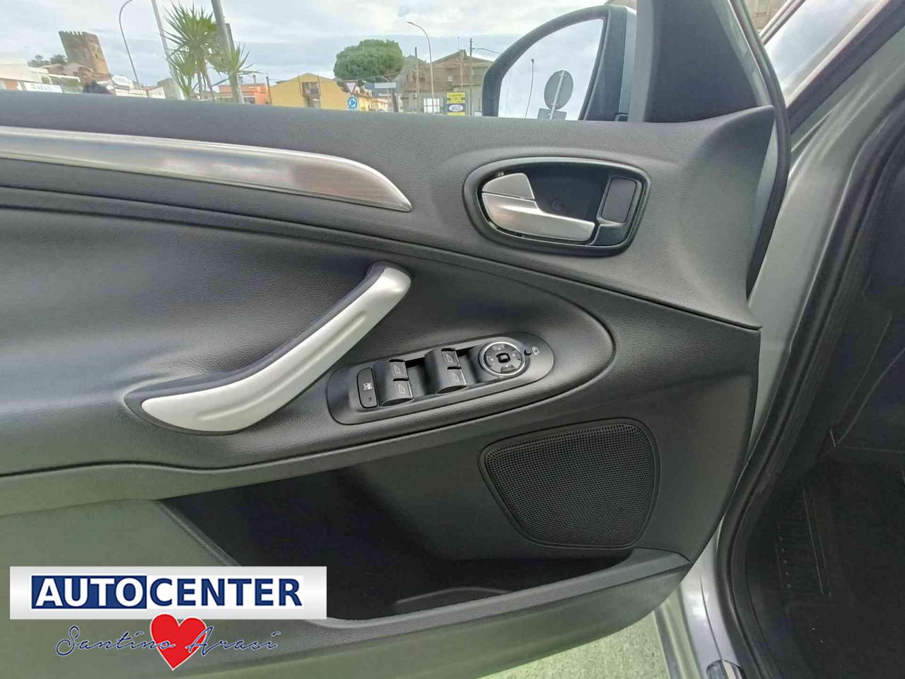 FORD S-Max 2.0 TDCi 140CV Titanium DPF - 19