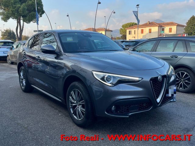 ALFA ROMEO Stelvio Grigio metallizzato