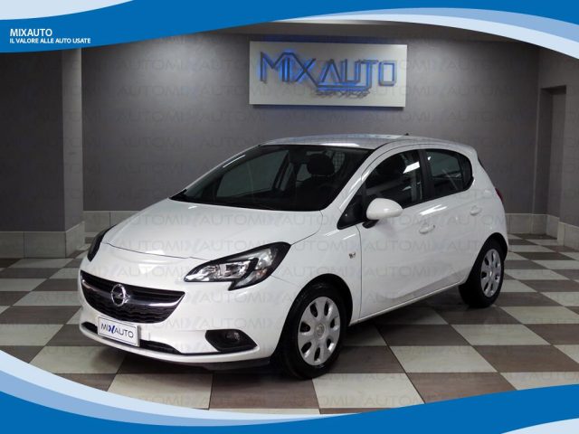 OPEL Corsa Bianco pastello