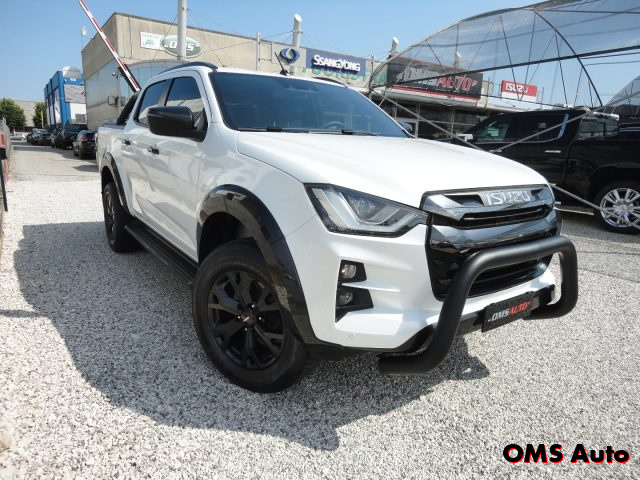 ISUZU D-Max Bianco perla metallizzato