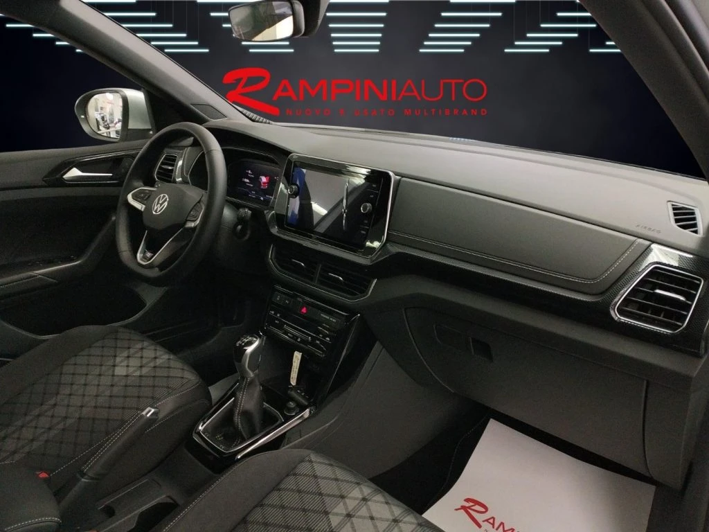 VOLKSWAGEN T-Cross 1.0 TSI 115 CV R-Line KM 0 Uff. 4 Anni di Garanzia - 19