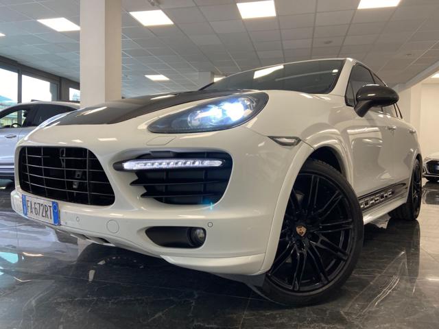 PORSCHE Cayenne Bianco metallizzato