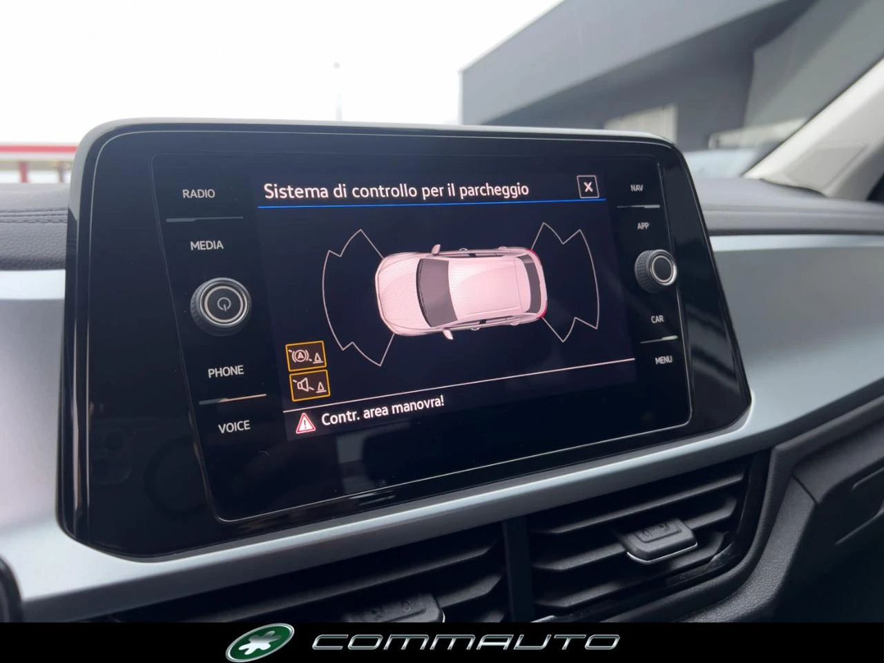 VOLKSWAGEN T-Roc 1.0 TSI Life - 16