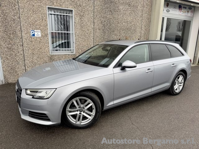 AUDI A4 Argento metallizzato