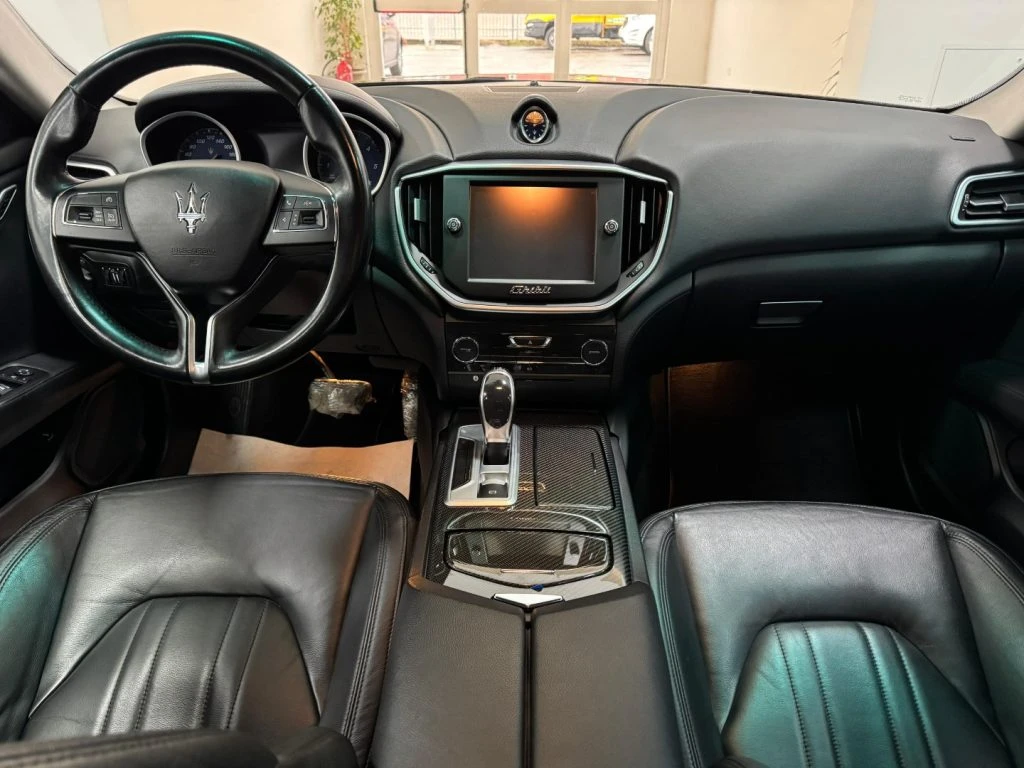 MASERATI Ghibli V6 Diesel 275 CV - 9