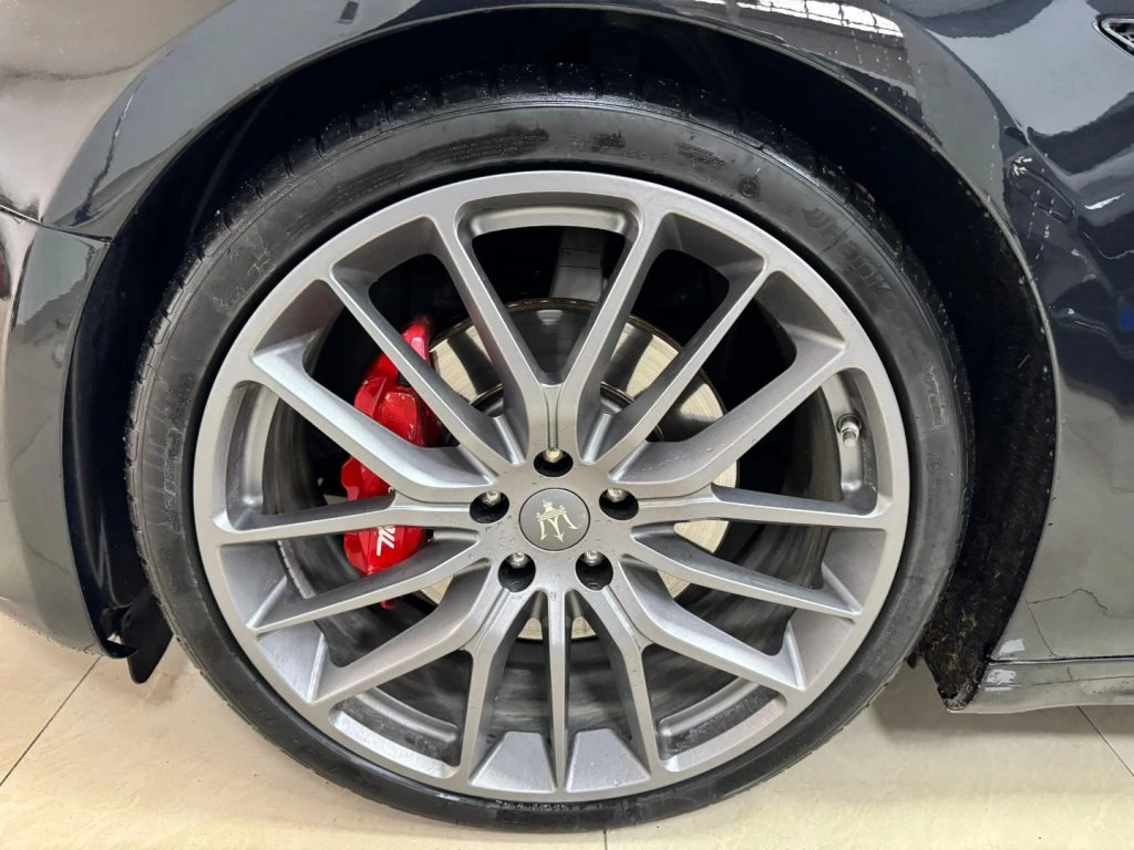 MASERATI Ghibli V6 Diesel 275 CV - 7