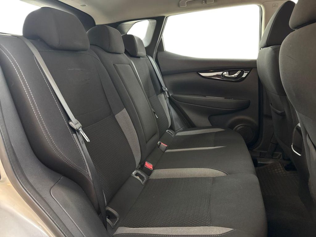 NISSAN Qashqai 1.5 dCi 115 CV Business - 11