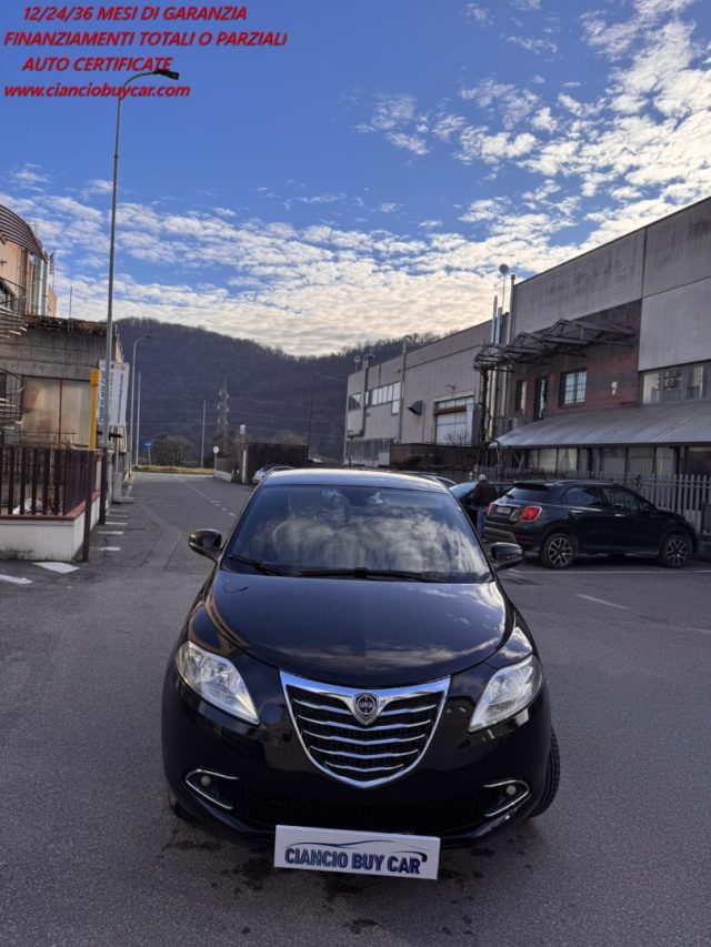 LANCIA Ypsilon Nero metallizzato