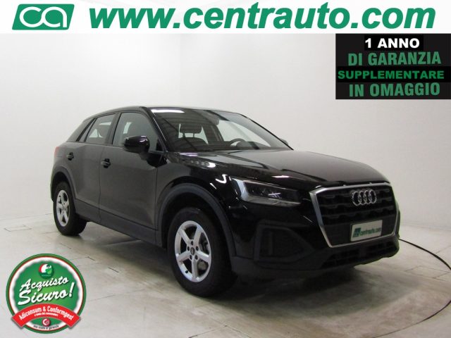 AUDI Q2 Nero pastello