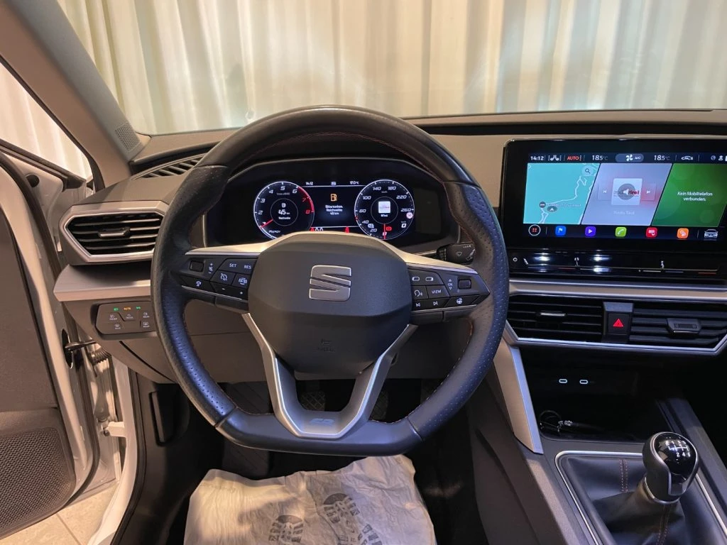 SEAT Leon 1.5 TSI FR LED ACC Camera Park Assist Navi - 7