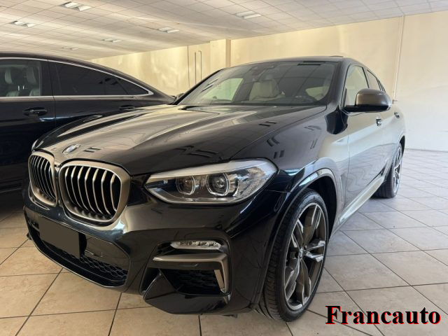 BMW X4 Nero metallizzato