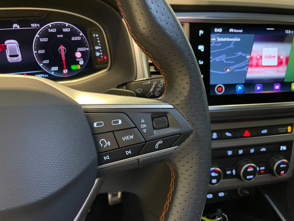 SEAT Ateca 2.0 TDI DSG FR 19 Pano 360° ParkAssist LED - 13