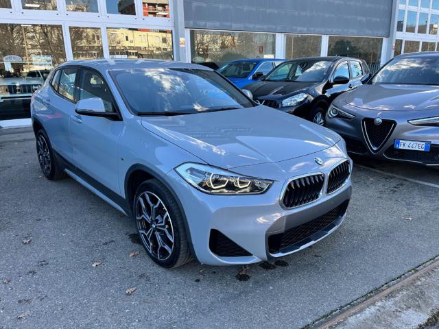 BMW X2 Grigio scuro pastello