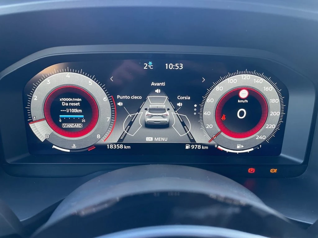 NISSAN Qashqai MHEV 140 CV N-Connecta - 10