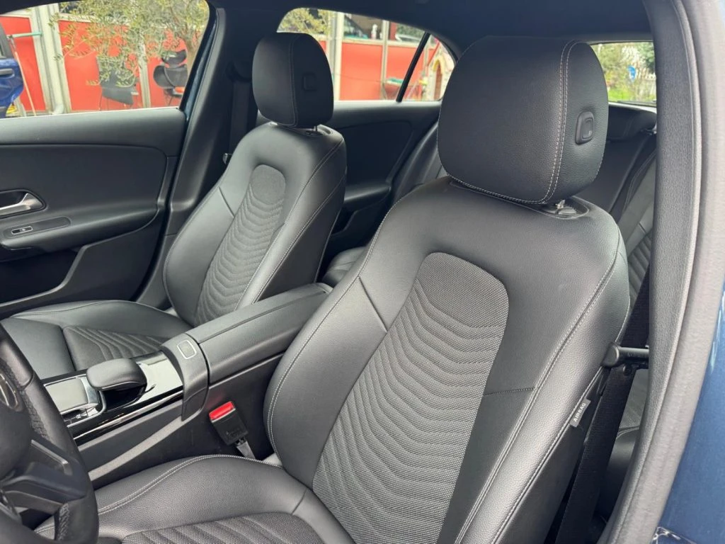 MERCEDES-BENZ A 180 Automatic Business Extra - 21