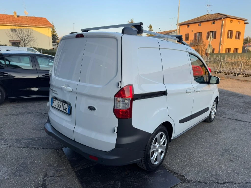 FORD Transit Courier 1.5 TDCi 75CV Van Trend - 3