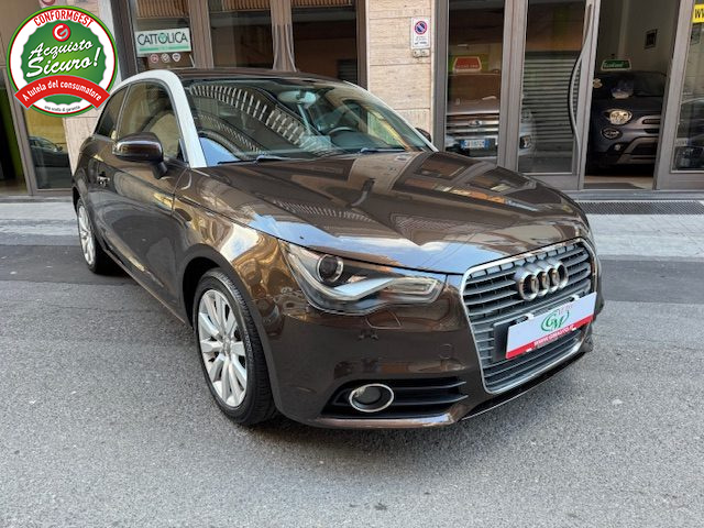 AUDI A1 Marrone perlato