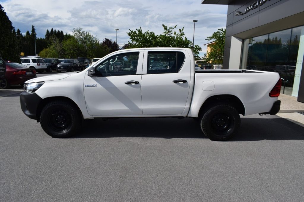 TOYOTA Hilux 2.4 D-4D  4WD 4 porte Double Cab N1 AUTOCARRO IVA - 4