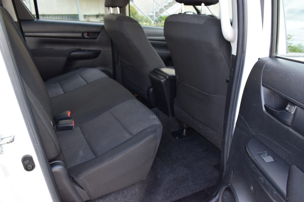 TOYOTA Hilux 2.4 D-4D  4WD 4 porte Double Cab N1 AUTOCARRO IVA - 23