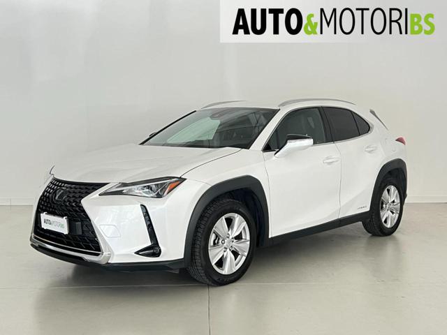 LEXUS UX Full Electric Bianco metallizzato