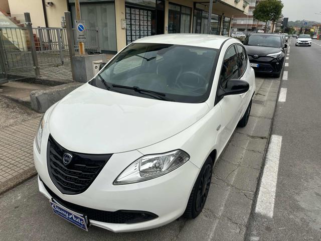 LANCIA Ypsilon Bianco metallizzato