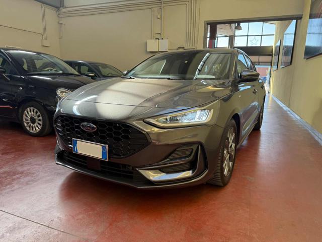 FORD Focus Grigio scuro metallizzato