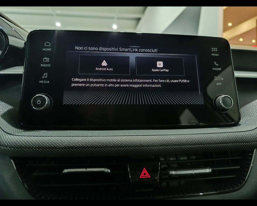 SKODA Fabia 1.0 MPI 80 CV Selection - 11