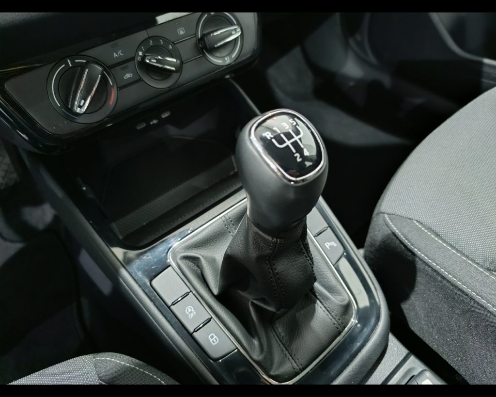 SKODA Fabia 1.0 MPI 80 CV Selection - 12