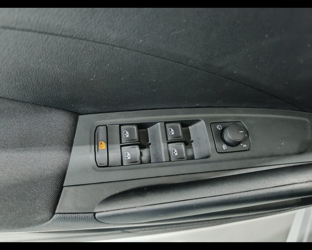 SKODA Fabia 1.0 MPI 80 CV Selection - 20