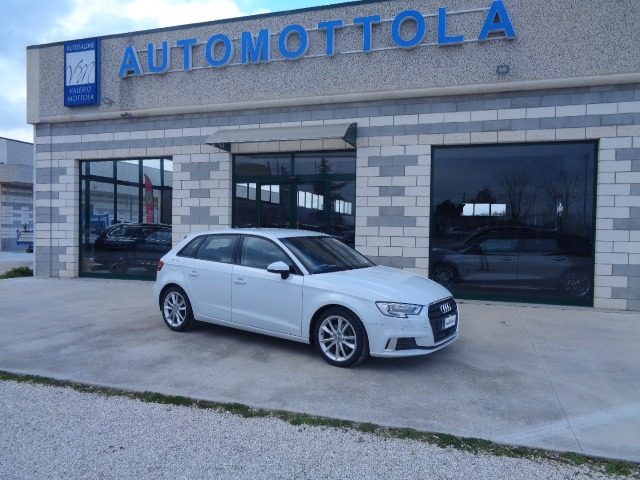 AUDI A3 Bianco pastello