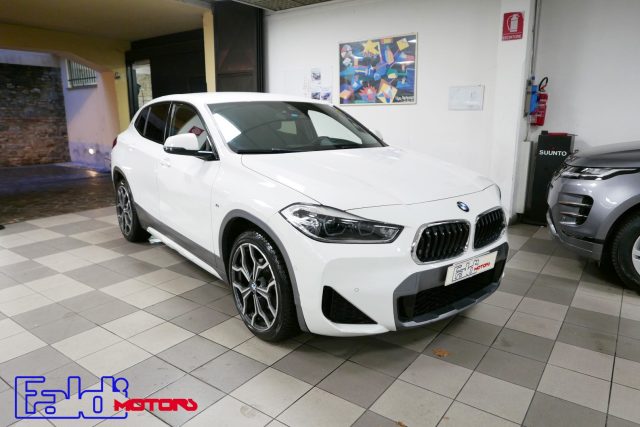 BMW X2 Bianco pastello