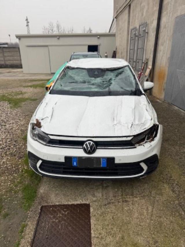 VOLKSWAGEN Polo Bianco pastello