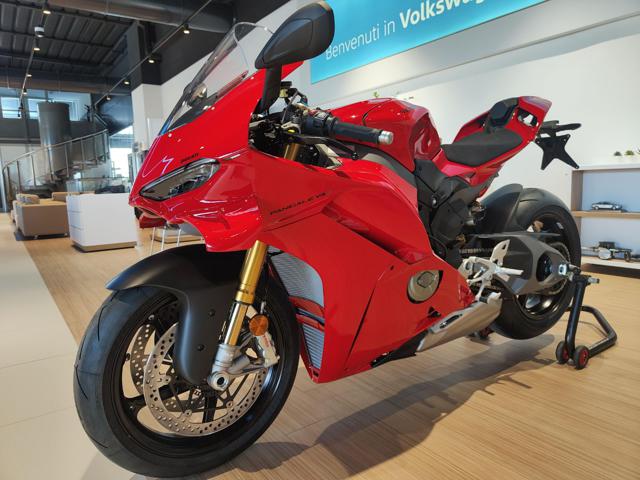 DUCATI Panigale V4 Rosso metallizzato