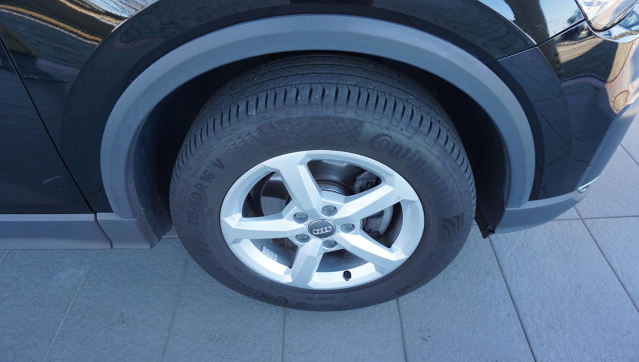 AUDI Q2 30 TDI S tronic Business - 11