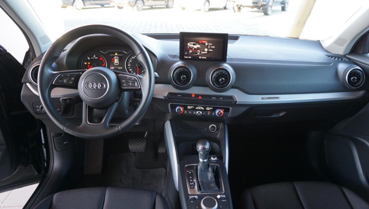 AUDI Q2 30 TDI S tronic Business - 31