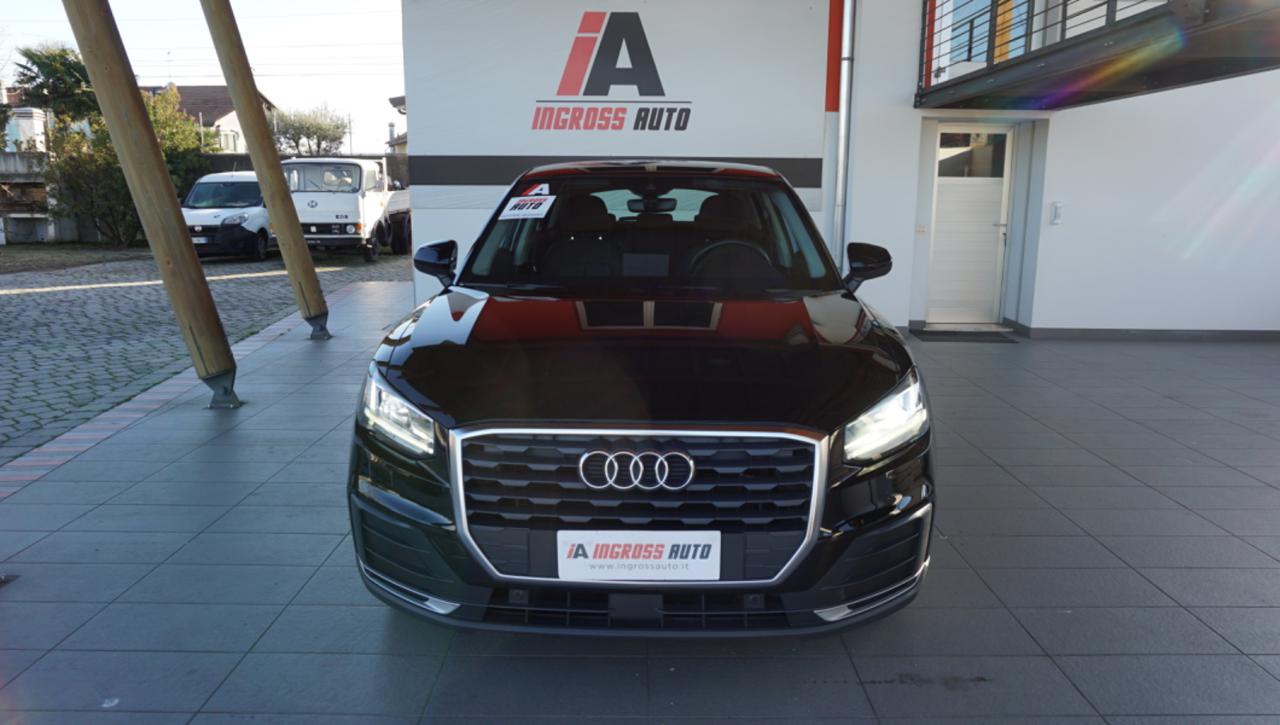 AUDI Q2 30 TDI S tronic Business - 8