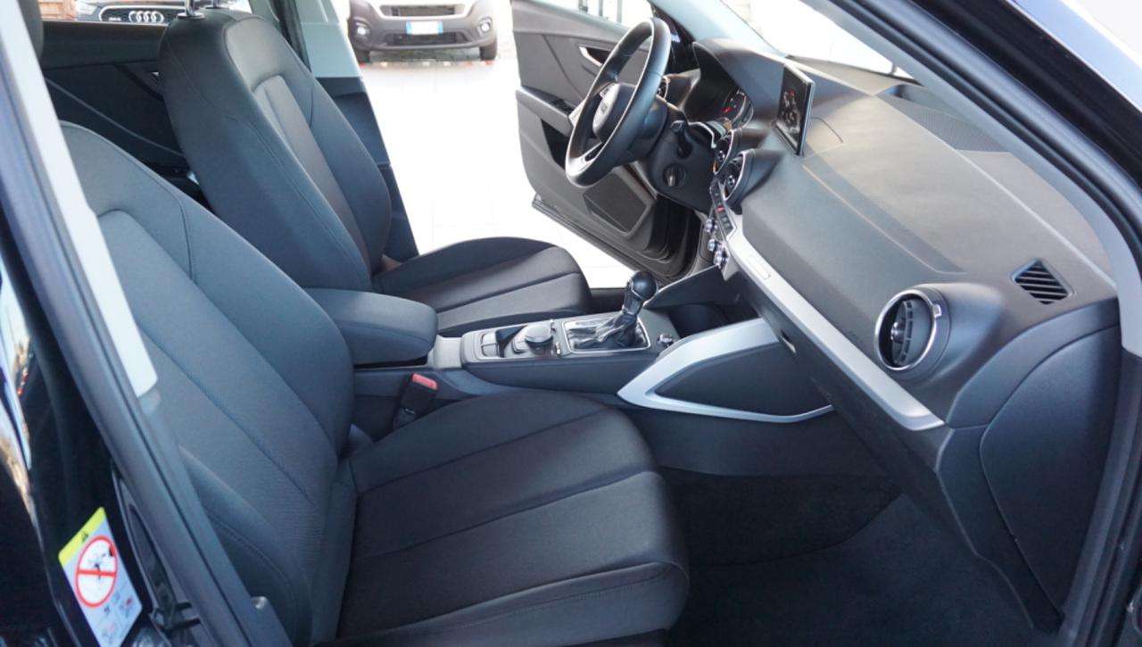 AUDI Q2 30 TDI S tronic Business - 34