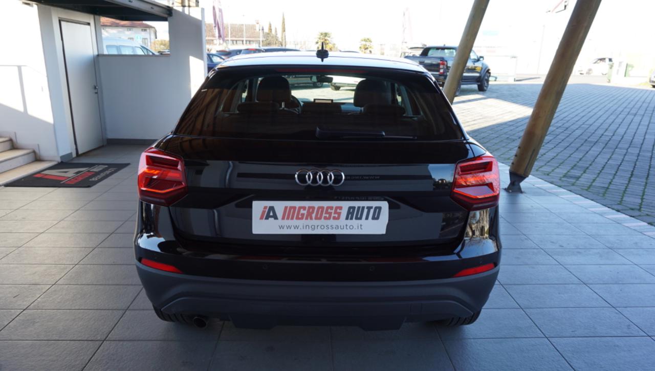 AUDI Q2 30 TDI S tronic Business - 4