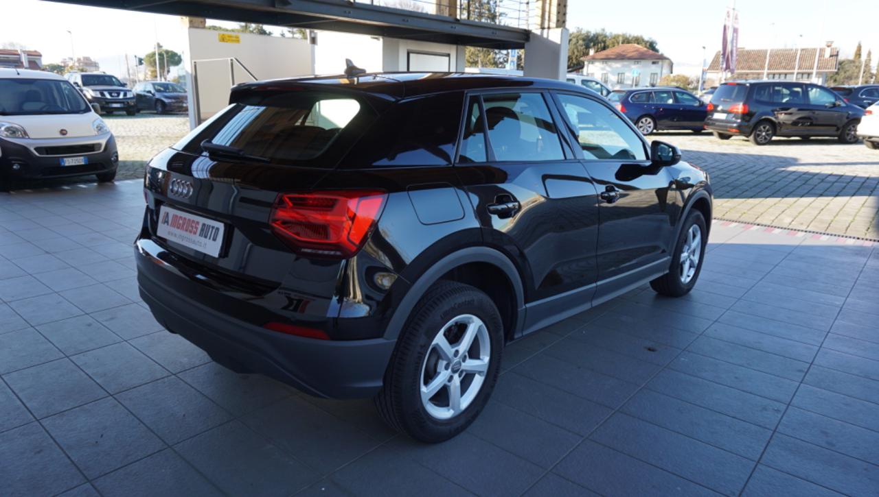 AUDI Q2 30 TDI S tronic Business - 5