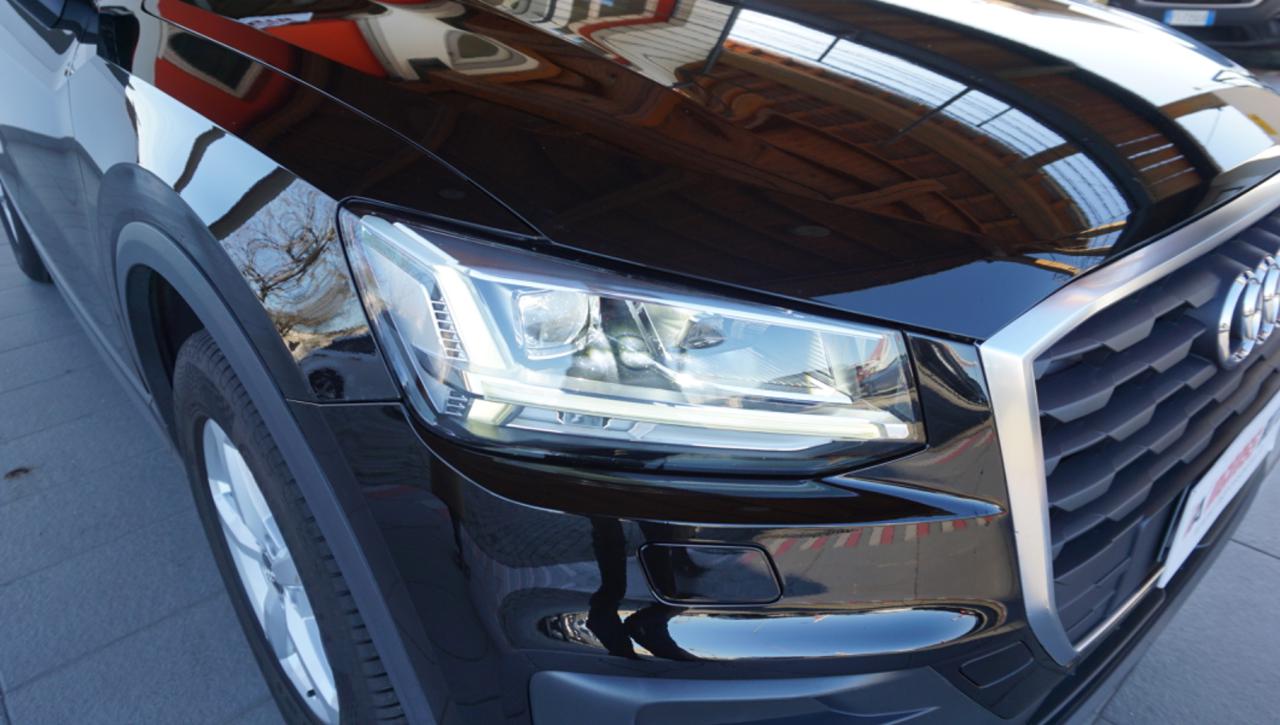 AUDI Q2 30 TDI S tronic Business - 9