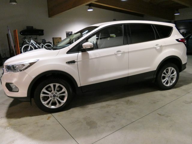 FORD Kuga Bianco metallizzato