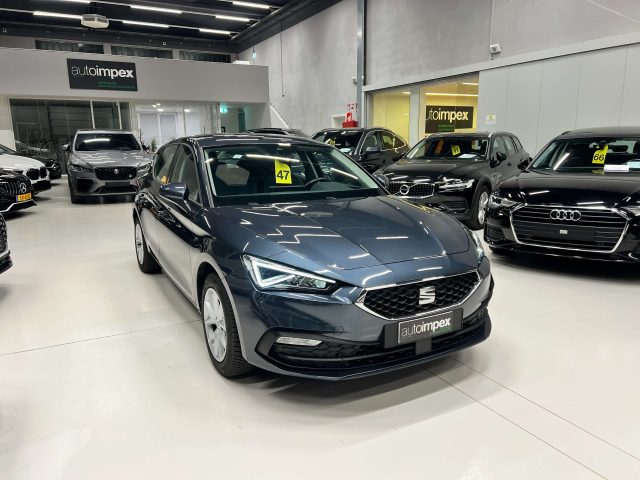 SEAT Leon Grigio pastello