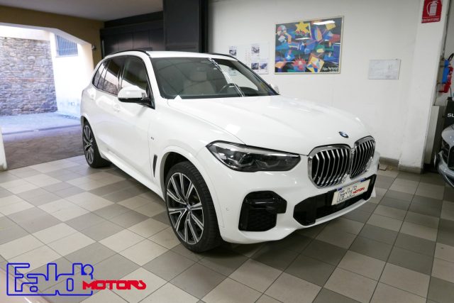 BMW X5 Bianco pastello